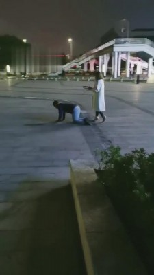 【小希女王】广场公开羞辱前男友 bf4370-绳艺资料库