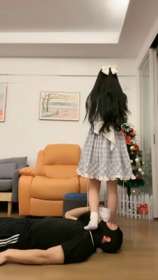 图片[4]-【奈奈生】人形脚垫/蹦床/运动鞋下的玩物-绳艺资料库